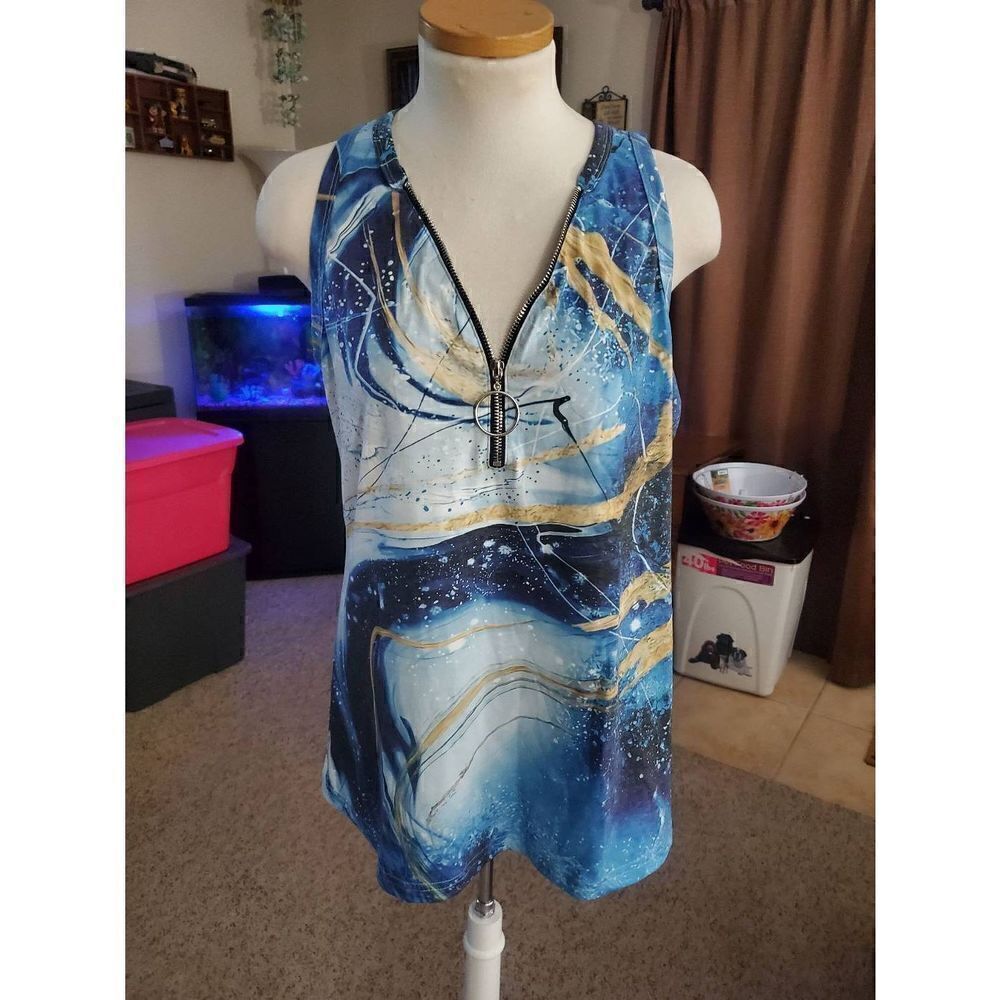 NWT ETCYY NEW TOP